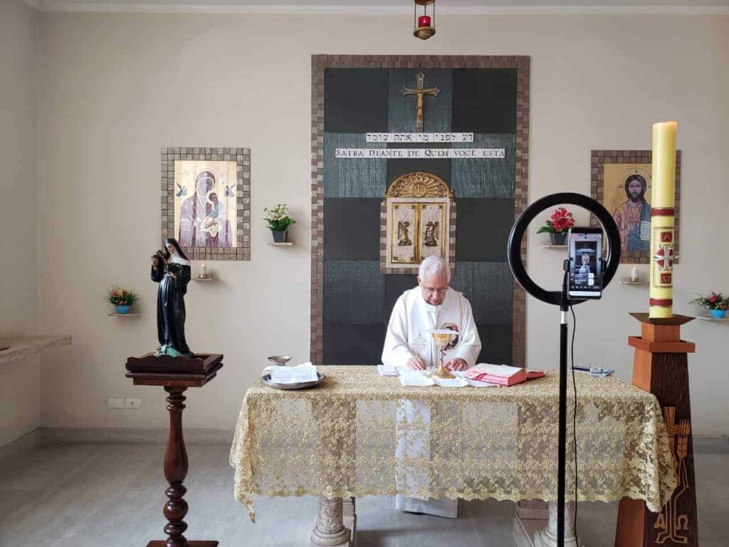 Em meio à pandemia, muita devoção à Santa das Causas Impossíveis no Pari - Jornal O São Paulo