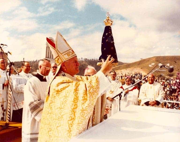 São João Paulo II: 100 anos do homem que fez o mundo abrir-se para Deus - Jornal O São Paulo