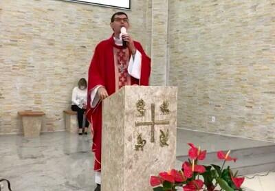 Dom Luiz Carlos abençoa presbitério reformado de igreja na Vila Antonieta - Jornal O São Paulo