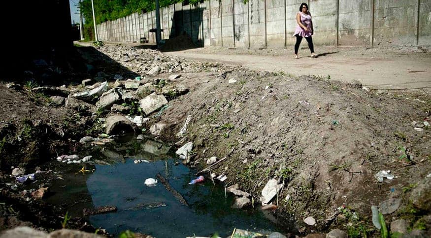 Quase 40% dos municípios do Brasil não têm serviços de esgoto - Jornal O São Paulo