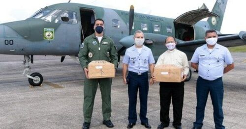 Entrega de Respiradores FAB