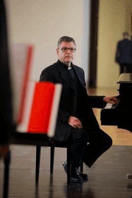 Conheça o maestro brasileiro à frente da Capela Musical do Papa - Jornal O São Paulo