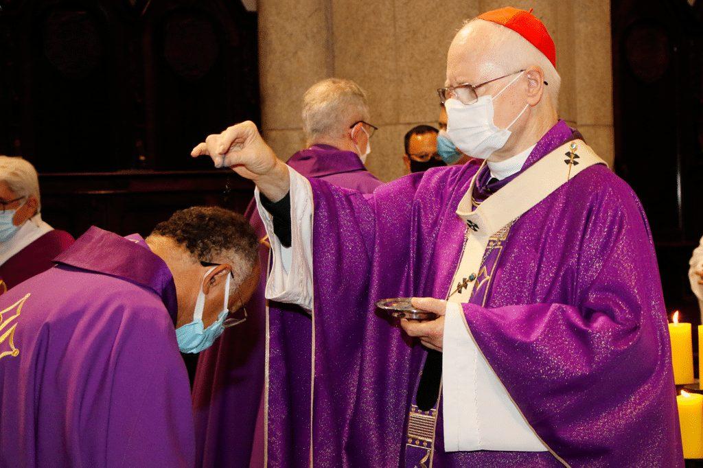 Cardeal Scherer preside missa da Quarta-feira de Cinzas na Catedral da Sé - Jornal O São Paulo