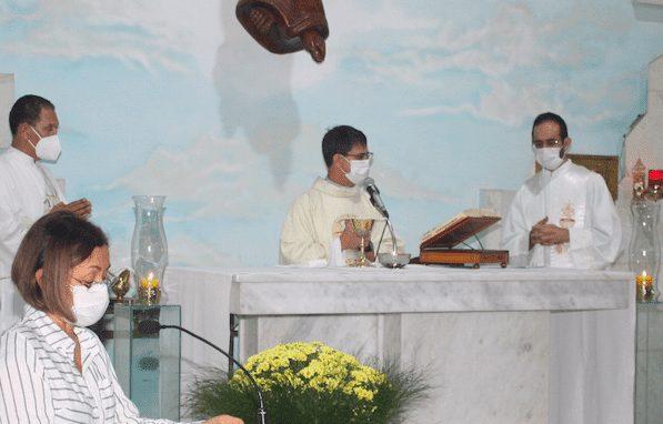 Dom José preside o Tríduo Pascal e a Páscoa na Paróquia Nossa Senhora Rainha da Paz - Jornal O São Paulo