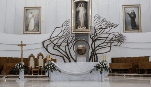 DESTAQUE SANTUARIO BASILICA DIVINA MISERICORDIA