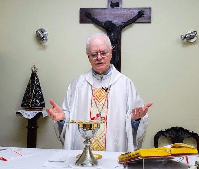 ‘Que Deus nos dê a fé viva em Jesus, pão vivo descido do céu’ - Jornal O São Paulo