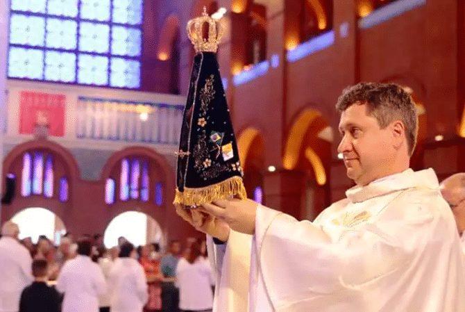 ‘Com esperança, confiança e muita paciência, estamos aguardando a volta dos devotos’ - Jornal O São Paulo