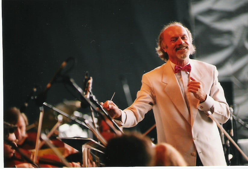 Júlio Medaglia: ‘A música tem o poder de apaixonar e serenar, mesmo nas agitações do cotidiano’ - Jornal O São Paulo