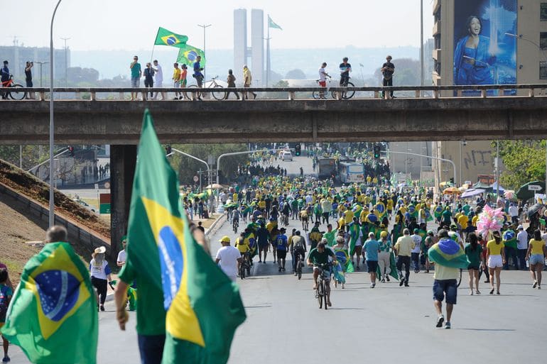 Manifestações pró e contra o governo Bolsonaro acontecem em todo o País - Jornal O São Paulo