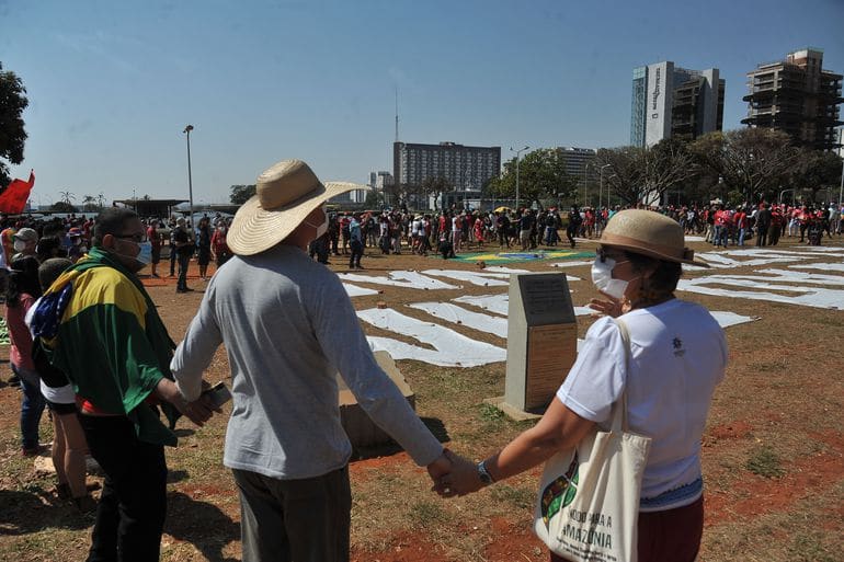 Manifestações pró e contra o governo Bolsonaro acontecem em todo o País - Jornal O São Paulo