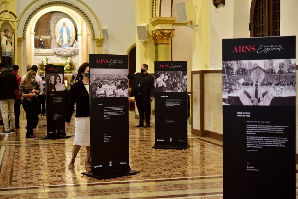 Exposição ‘De Esperança em Esperança’ - Jornal O São Paulo