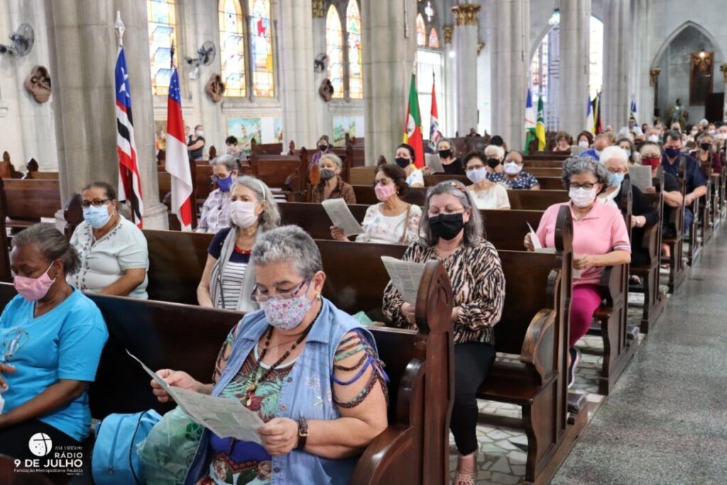 Rádio 9 de Julho celebra 22 anos de reabertura - Jornal O São Paulo