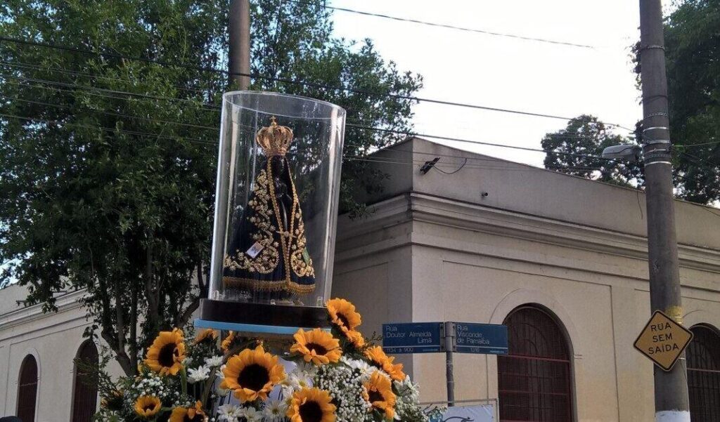 Paróquia Nossa Senhora Aparecida dos Ferroviários prepara festa da padroeira - Jornal O São Paulo