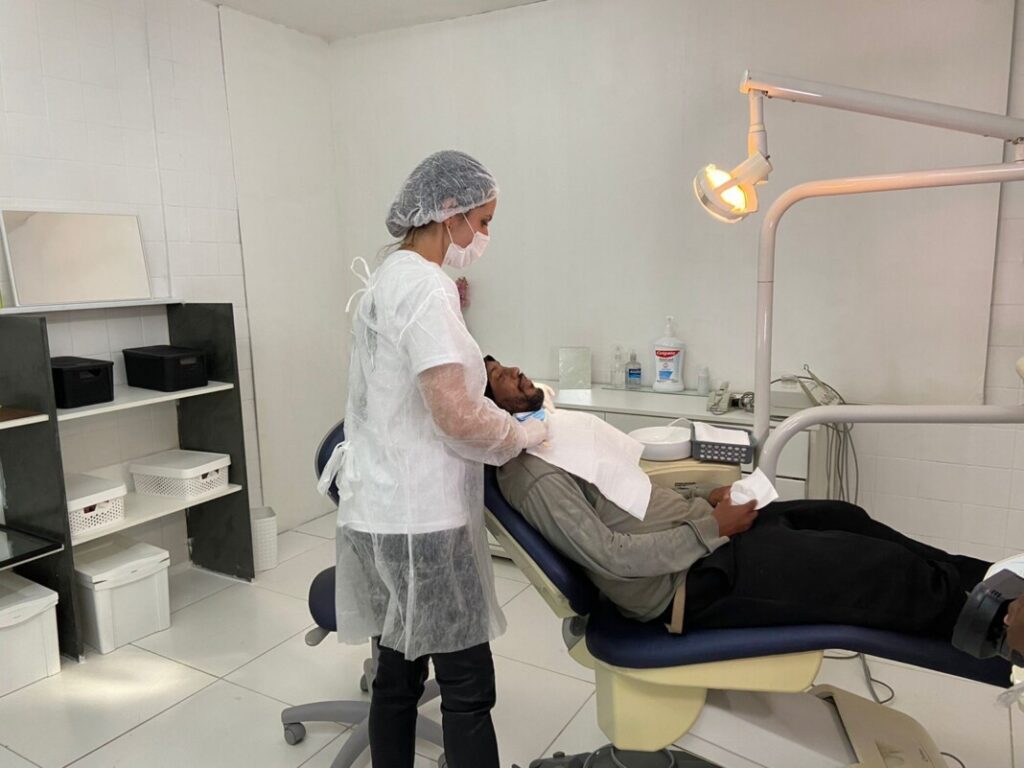 ‘Dentistas do Bem’: a solidariedade que ajuda o sorriso das pessoas em situação de rua - Jornal O São Paulo