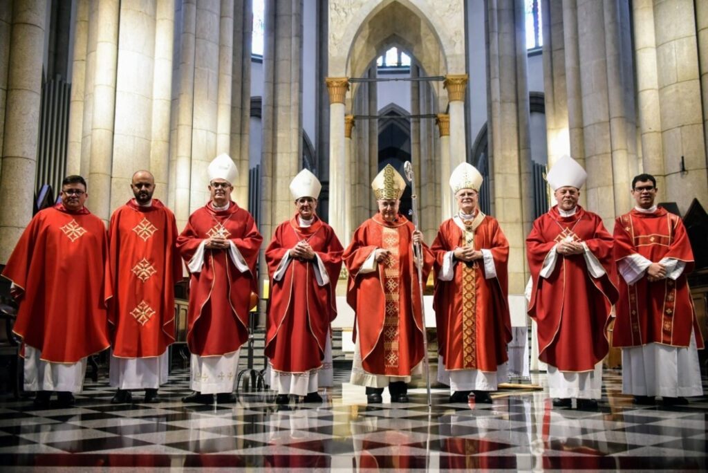 Núncio Apostólico no Brasil preside missa na Catedral da Sé pela 1ª vez - Jornal O São Paulo