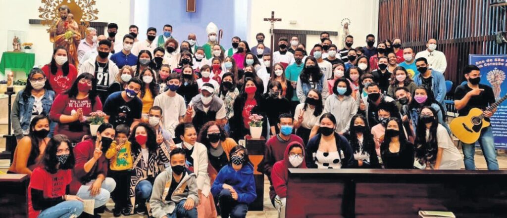 Dom José Benedito exorta jovens a viverem o amor a Deus e ao próximo - Jornal O São Paulo