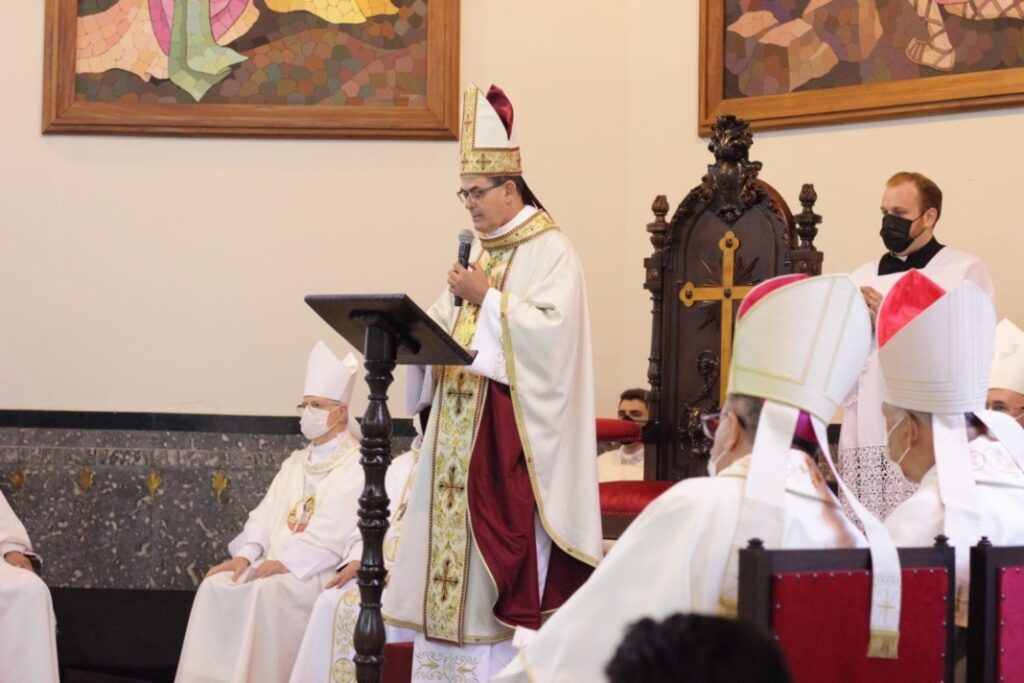 Dom Luiz Carlos Dias toma posse como Bispo de São Carlos (SP) - Jornal O São Paulo
