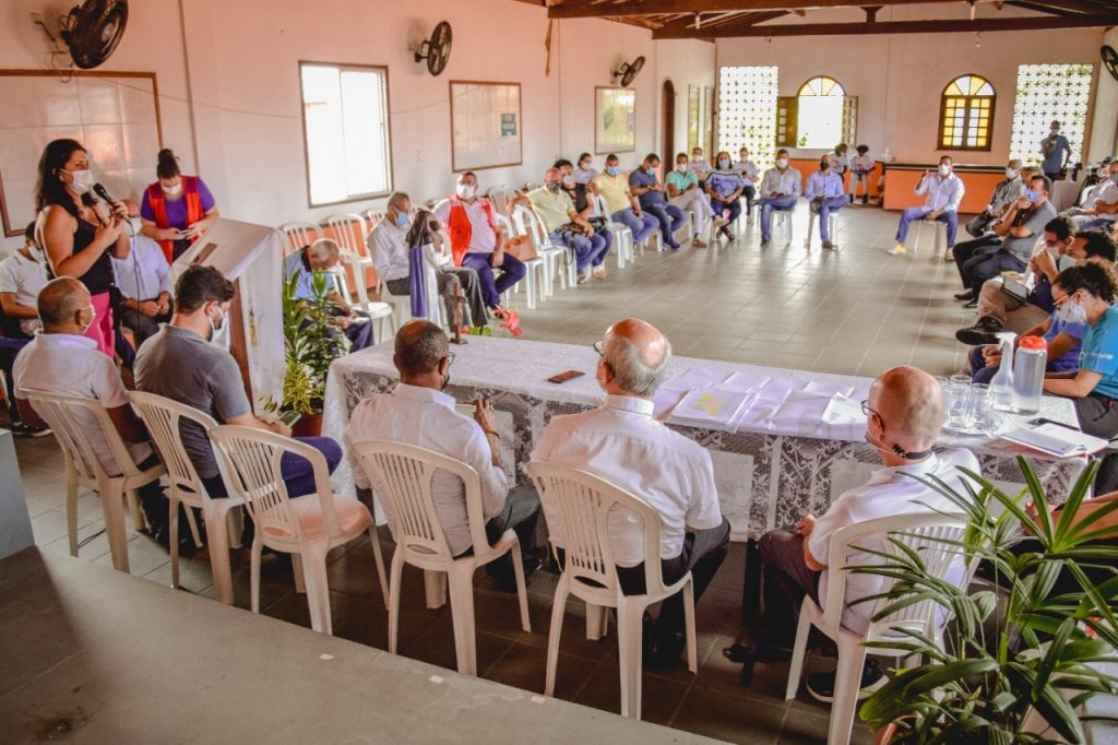 Organizações eclesiais e poder público se unem para ajudar as famílias vítimas das enchentes - Jornal O São Paulo