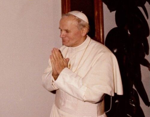 “Um pedaço do Brasil em Roma”, disse São João Paulo II ao visitar o Pio Brasileiro em 1982 - Jornal O São Paulo