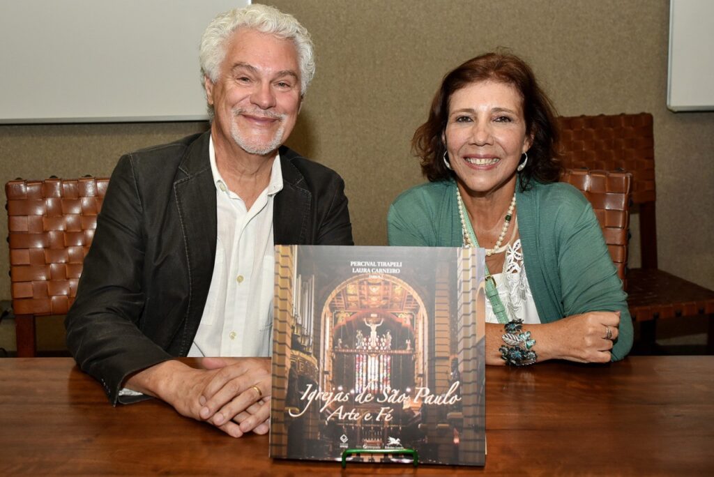 Livro convida à imersão na história da arte religiosa dos templos da cidade - Jornal O São Paulo