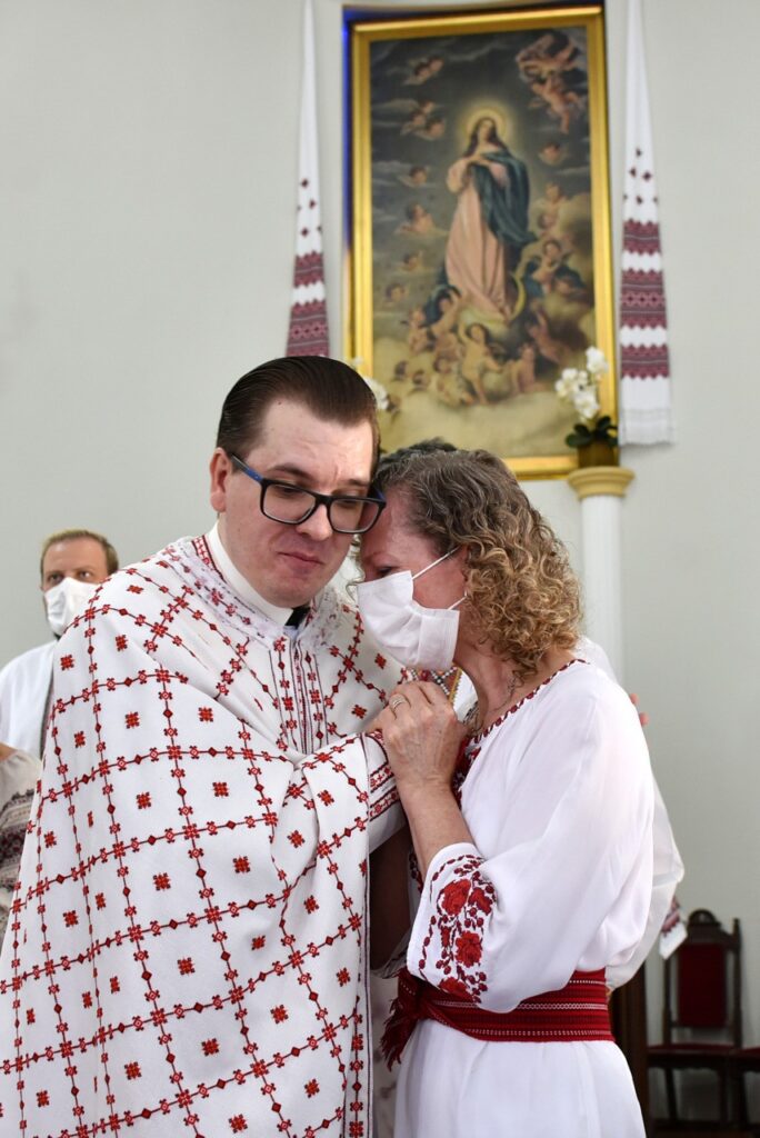 Em São Paulo, católicos ucranianos rezam pela paz e pedem o fim da guerra