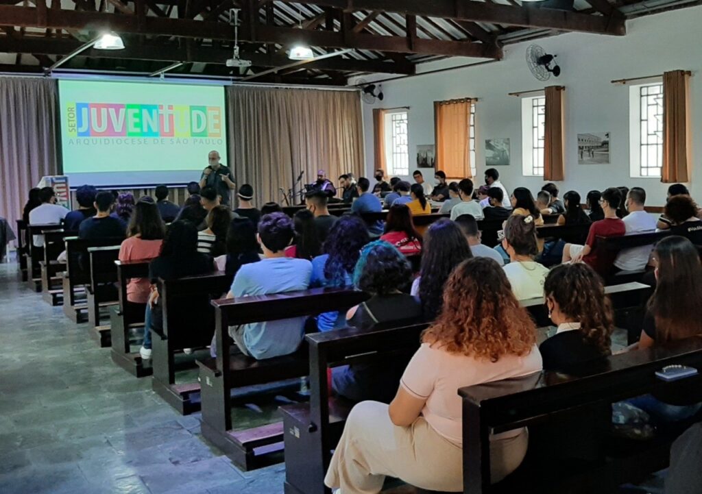 170 jovens participam do retiro do Setor Juventude da Arquidiocese - Jornal O São Paulo