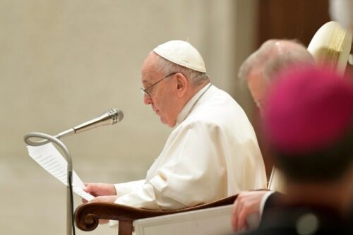 Papa: a velhice é a primeira vítima da perda de sensibilidade - Jornal O São Paulo