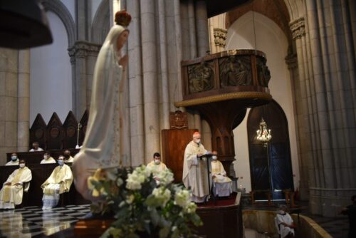 ‘Que aquela que esmagou a cabeça da serpente enganadora toque o coração e a consciência de quem deve decidir pelo fim da guerra’ - Jornal O São Paulo