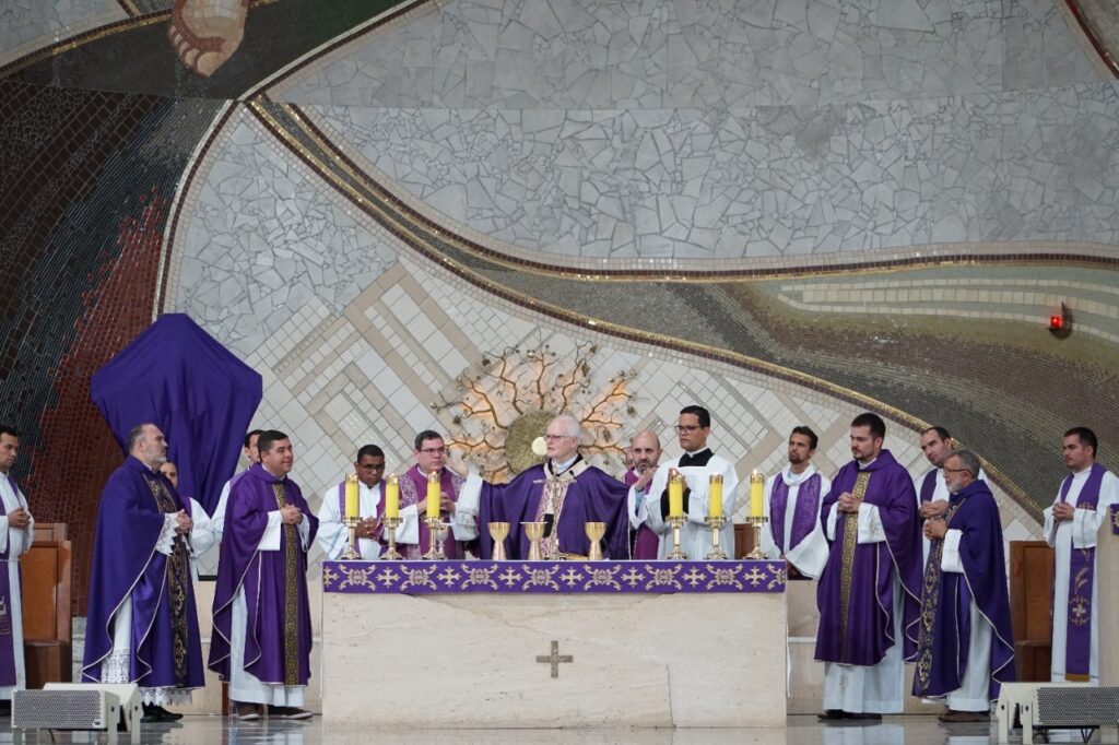 Em Cachoeira Paulista (SP), Dom Odilo preside missa em evento organizado pela Aliança de Misericórdia - Jornal O São Paulo