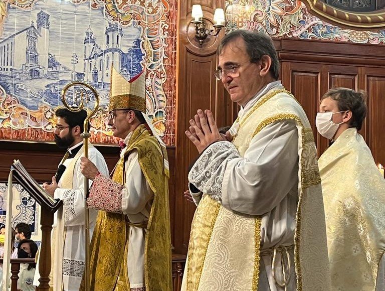 Dom Carlos Lema: ‘Que a luz de Cristo gloriosamente ressuscitado dissipe as trevas do coração e da mente’ - Jornal O São Paulo