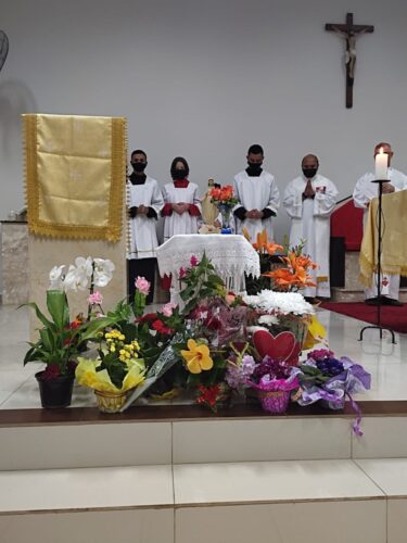 Fiéis da Área Pastoral Nossa Senhora das Flores celebram a padroeira - Jornal O São Paulo