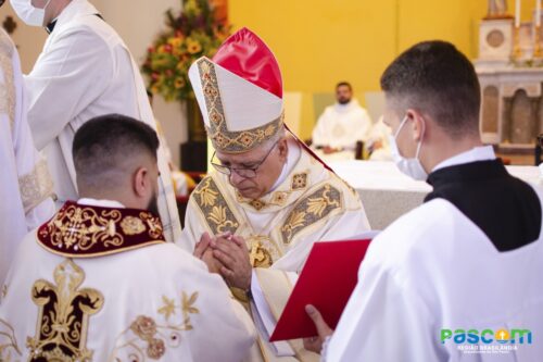 Dom Carlos Silva preside ordenação presbiteral na Paróquia São Luís Gonzaga - Jornal O São Paulo