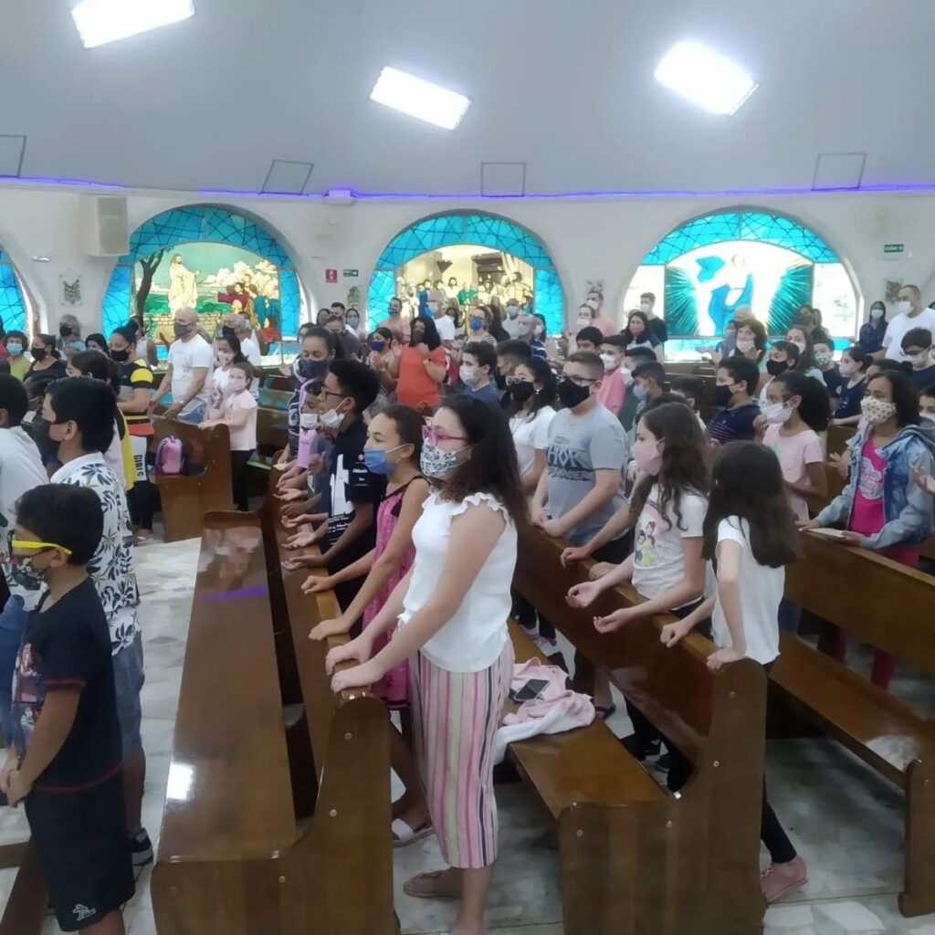 Católicos em São Paulo se alegram por celebrar a Semana Santa presencialmente