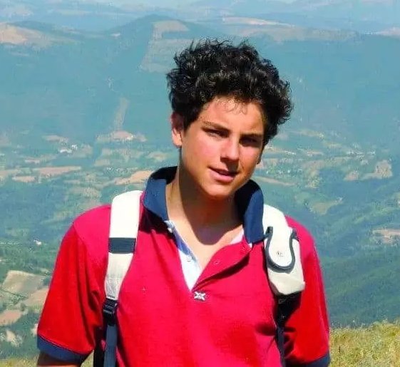 Relíquia do Beato Carlo Acutis peregrina em solo filipino - Jornal O São Paulo