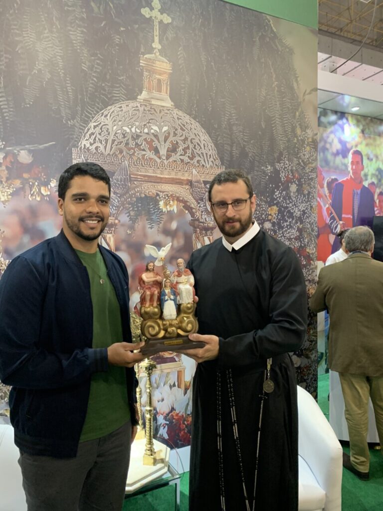 Programação da Romaria ao Santuário do Divino Pai Eterno é divulgada na ExpoCatólica - Jornal O São Paulo