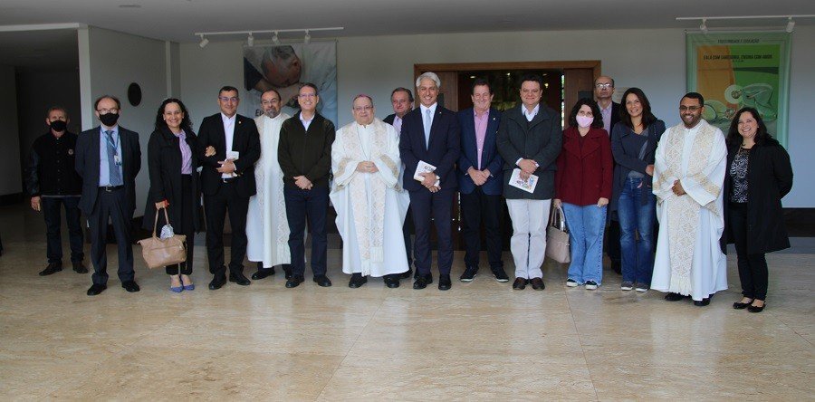 Dom Joel aos parlamentares: fica o mandamento do amor - Jornal O São Paulo