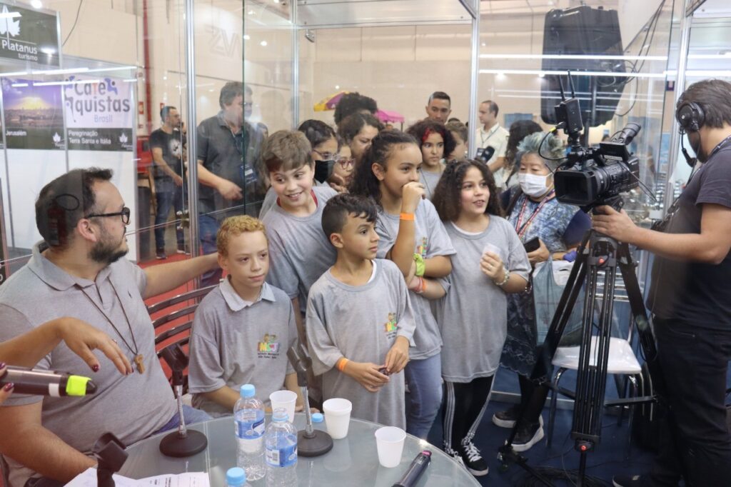 Crianças do Instituto Meninos de São Judas Tadeu se apresentam na ExpoCatólica - Jornal O São Paulo