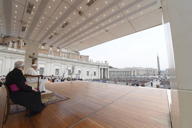 “A fé não é ‘coisa de velho’, merece respeito e honra” - Jornal O São Paulo