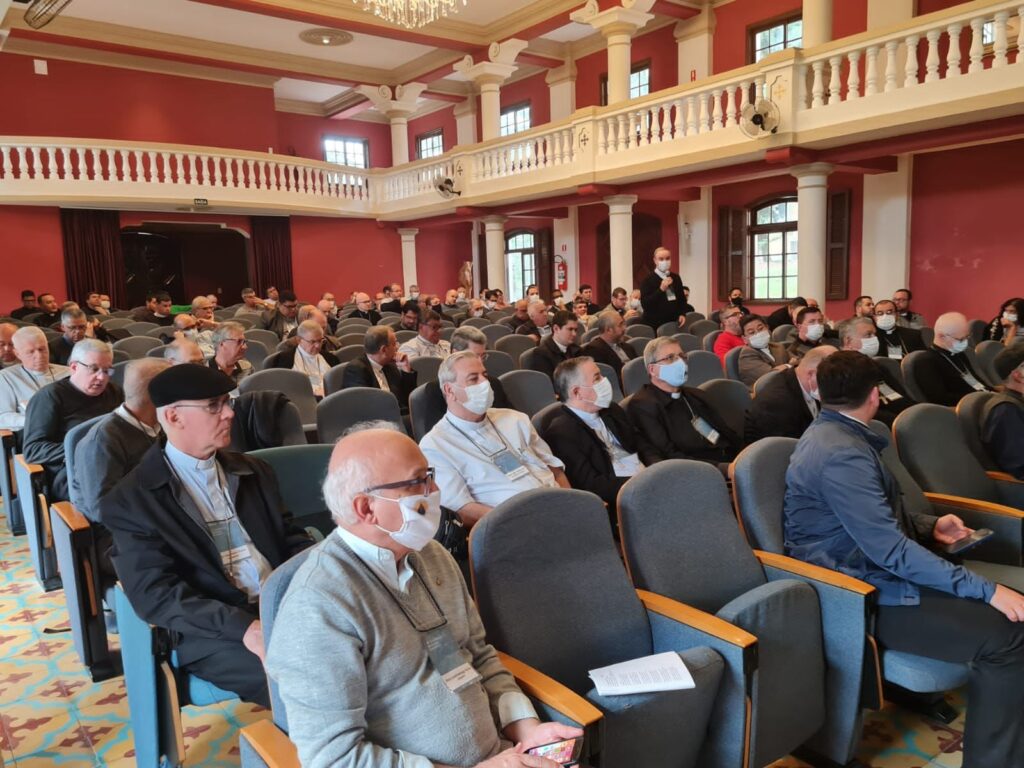 Conversão pastoral e centralidade bíblica integram o segundo dia da Assembleia do Regional Sul 1 - Jornal O São Paulo