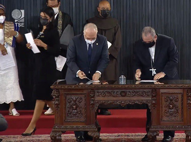 Em parceria com TSE, CNBB assina termo de cooperação em prol do diálogo e da paz nas eleições 2022 - Jornal O São Paulo