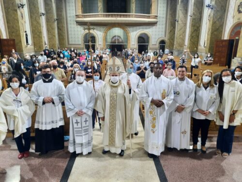 Dom Cícero preside missa por ocasião do X Encontro Mundial das Famílias - Jornal O São Paulo