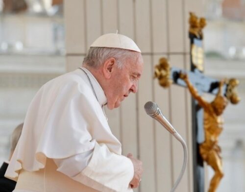 Papa: testemunhar Cristo até mesmo na fragilidade da velhice - Jornal O São Paulo