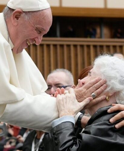 Mensagem aos idosos: sejam ‘artífices da revolução da ternura’ - Jornal O São Paulo