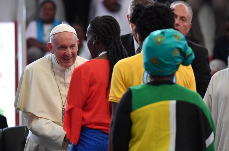 Papa exorta católicos africanos a caminhos de conversão missionária, ecológica, de paz e de reconciliação - Jornal O São Paulo