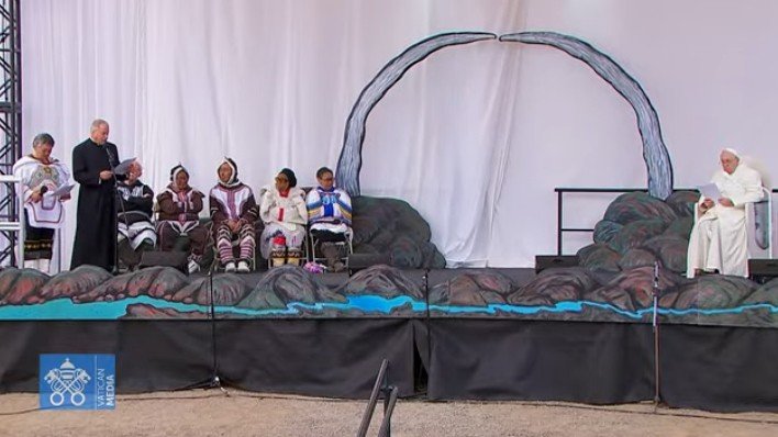 Papa a jovens indígenas: caminhem para o alto, venham para a luz e trabalhem em equipe - Jornal O São Paulo