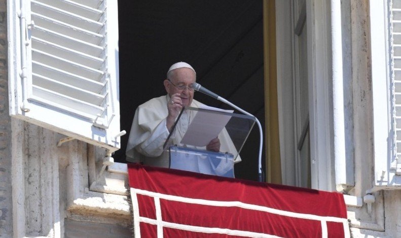O Papa no Angelus: é bom se tornar rico, mas rico segundo Deus - Jornal O São Paulo