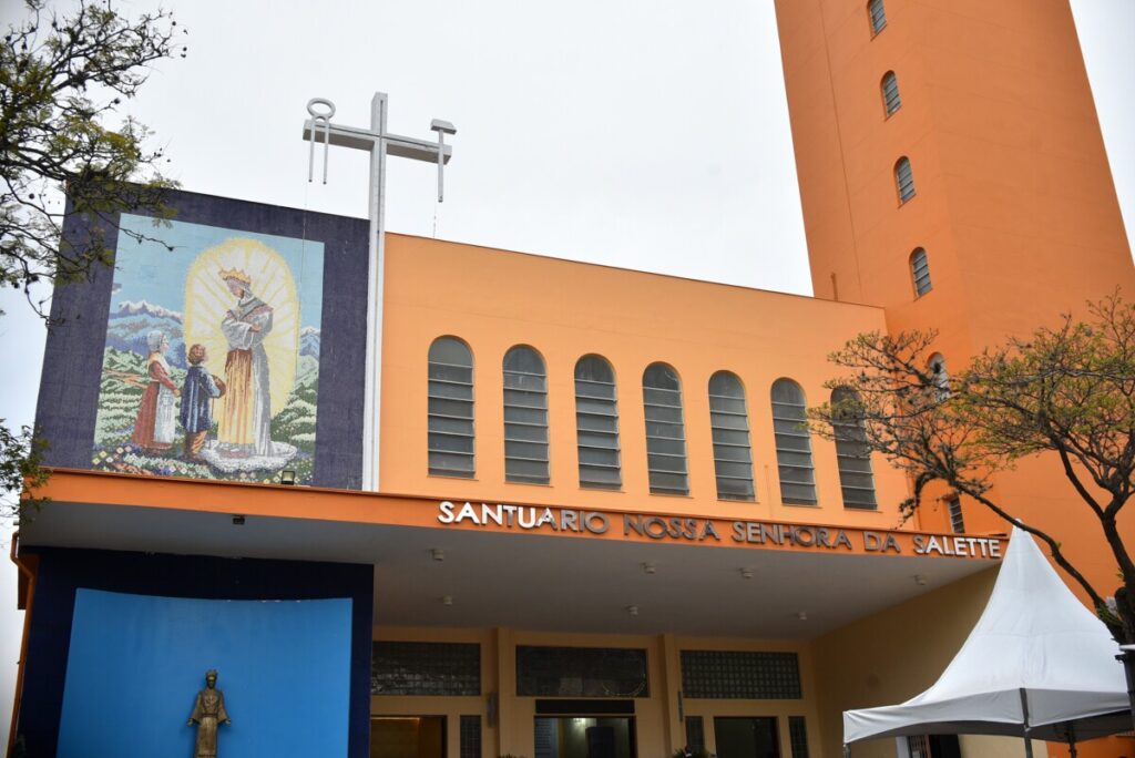 Igreja Nossa Senhora da Salette é elevada à dignidade de santuário arquidiocesano - Jornal O São Paulo