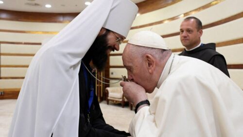 Papa no Cazaquistão: ‘Somos todos criaturas, não onipotentes’ - Jornal O São Paulo