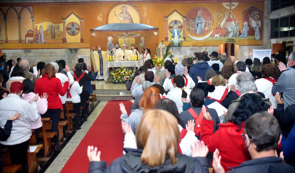 Na Paróquia São Bernardo de Claraval, o testemunho do padroeiro inspira ações evangelizadoras - Jornal O São Paulo