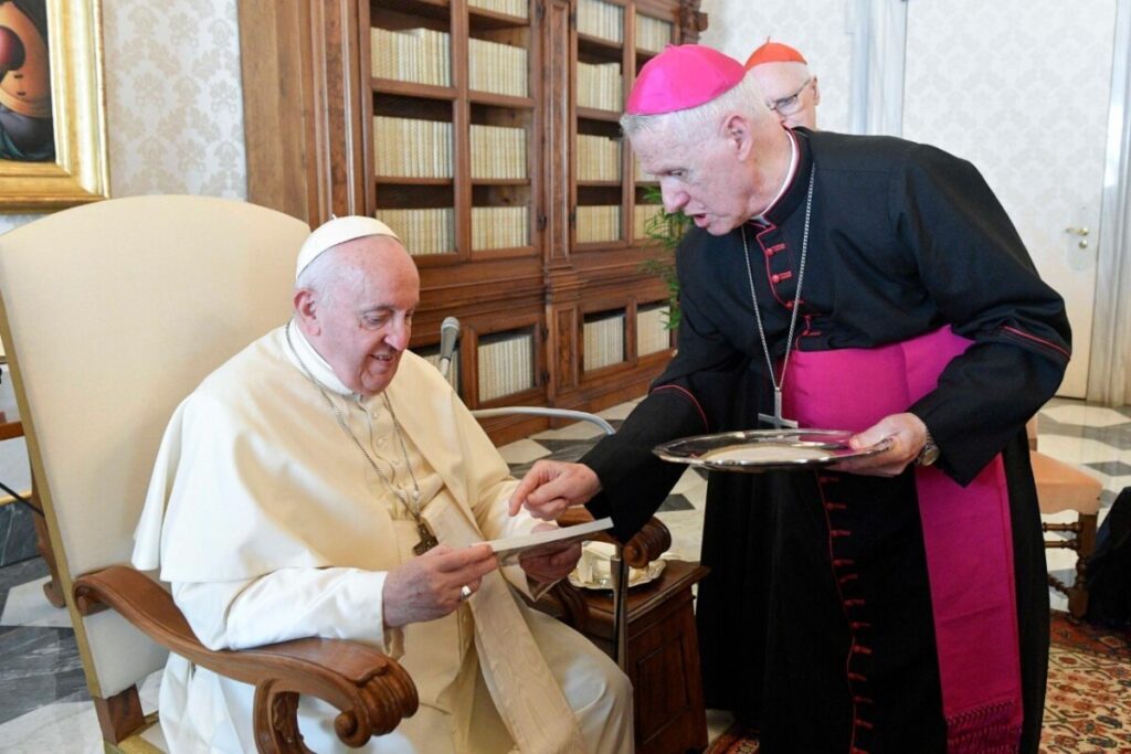 Francisco aos bispos paulistas: ‘não se pode ser pastor sem estar próximo’ - Jornal O São Paulo